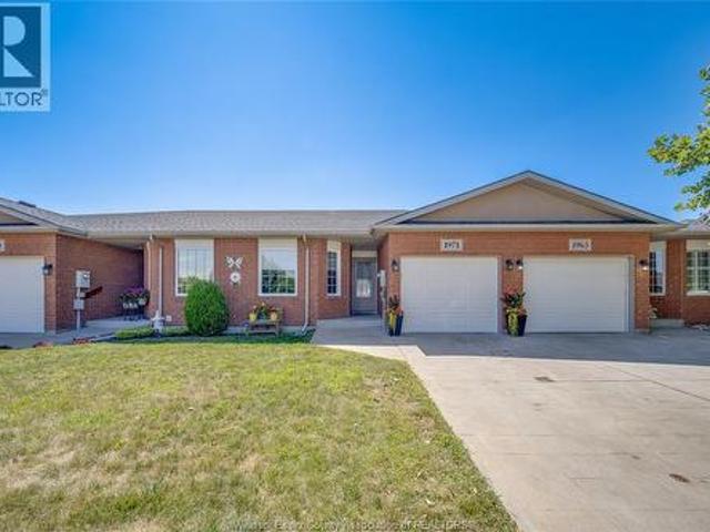 House for sale in Ontario