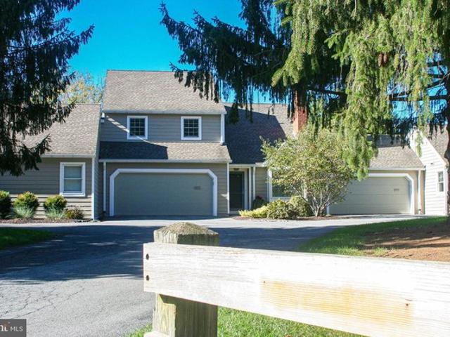 Condo for sale in Wyomissing, Berks County