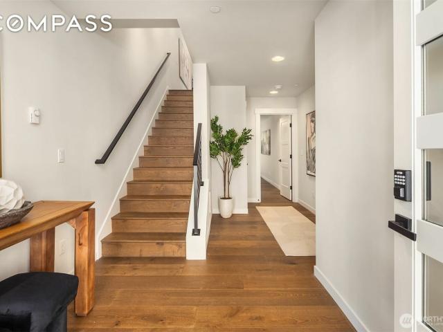 Townhouse for sale in Bothell