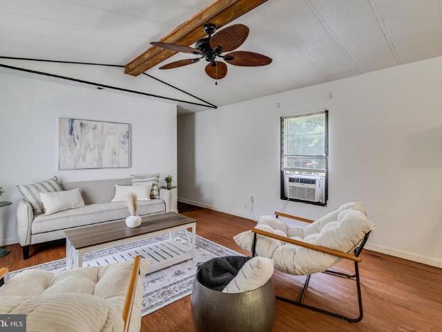 House for sale in Leachburg, Lexington Park