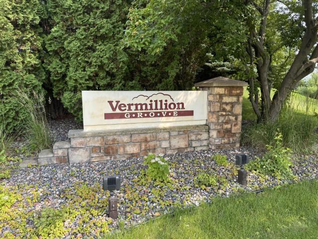 Townhouse for sale in Farmington, Dakota County