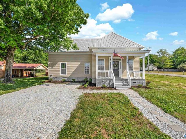 House for sale in Elkmont, Alabama