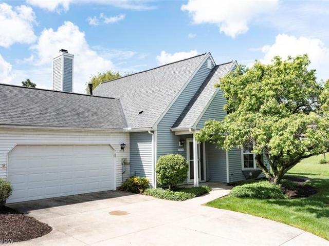 Condo for sale in Columbia Station, Ohio