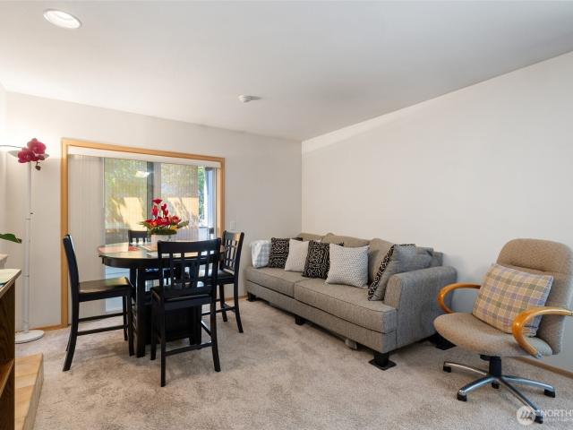 Condo for sale in Lynnwood, Washington