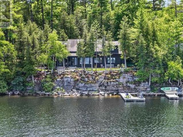 House for sale in Douro-dummer, Ontario