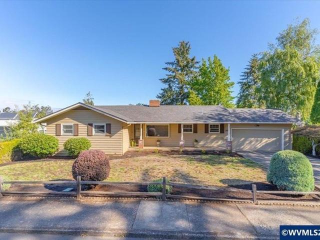 House for sale in Oregonia