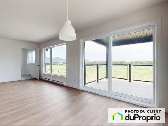 Apartment for rent in Montérégie, Québec