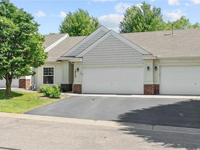 Townhouse for sale in Farmington, Minnesota