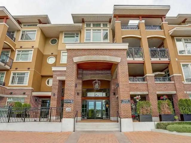 Apartment for rent in Surrey, British Columbia