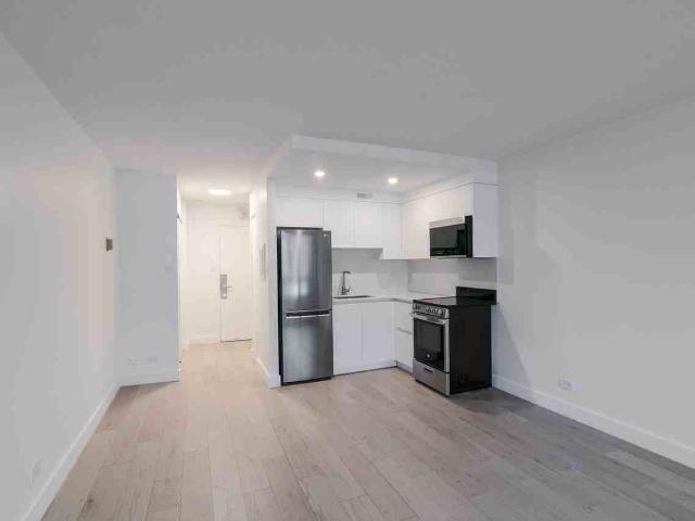 Apartment for rent in St. Leonard's, Quebec