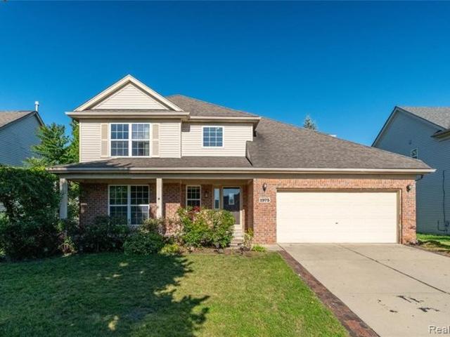 House for sale in Troy, Michigan