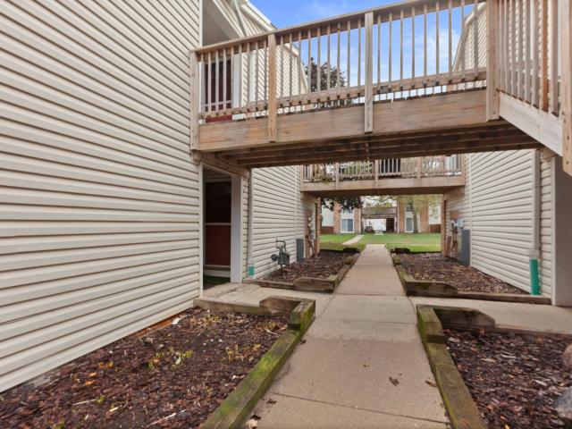 Condo for sale in Hoffman Estates, Illinois