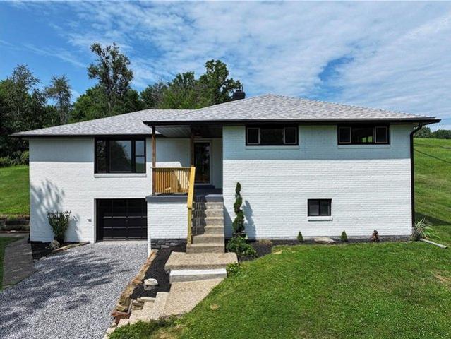 House for sale in Canonsburg, Pennsylvania