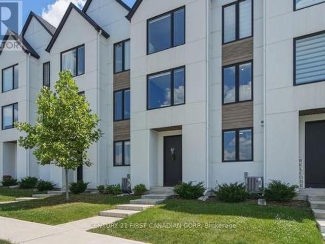 Townhouse for sale in Arva, Ontario