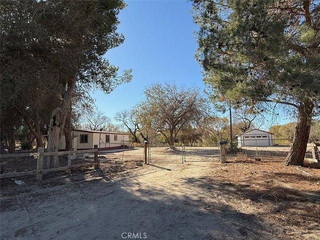 House for sale in Oro Grande, California