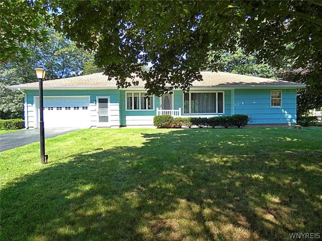 House for sale in Niagara, New York