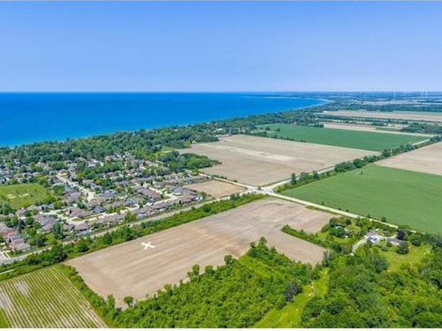 House for sale in Brights Grove, Ontario