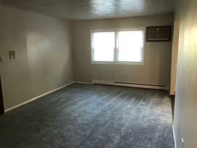 Condo for rent in Youngstown