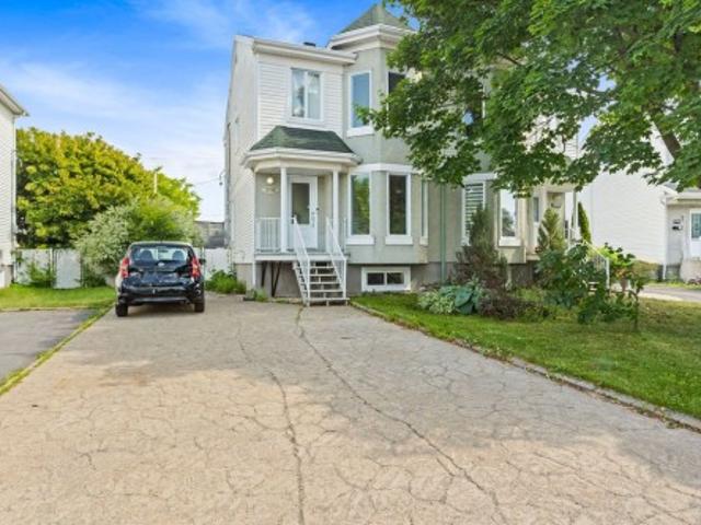 House for rent in Laurentides, Quebec