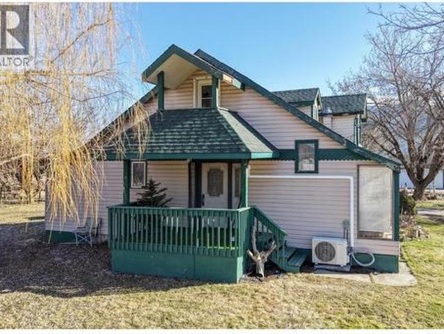 House for sale in Spallumcheen, British Columbia