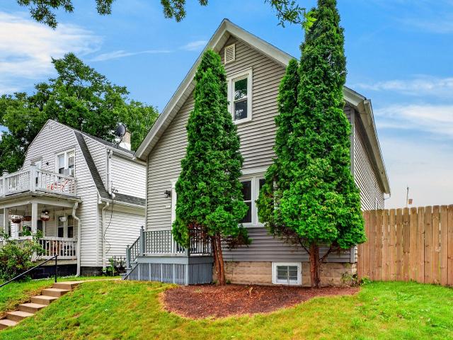 House for sale in Milwaukee, Wisconsin