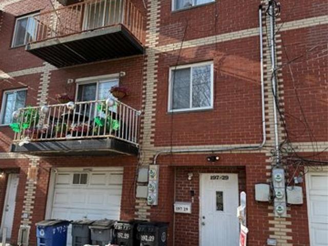 House for sale in Queens, Arverne