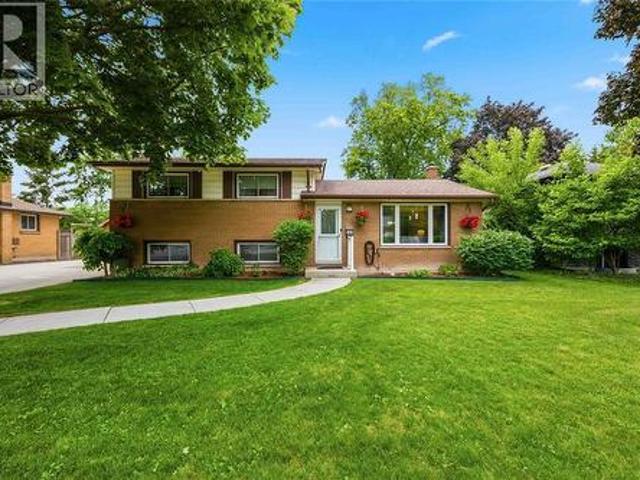 House for sale in Brights Grove, Ontario