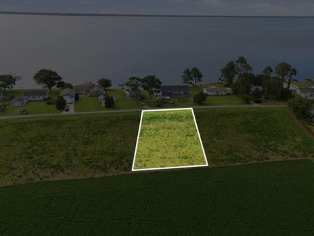 Land for sale in Arapahoe, North Carolina