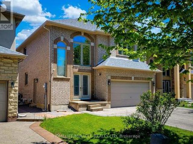 House for sale in Ancaster, Ontario