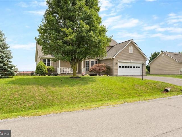 House for sale in Falling Waters, West Virginia