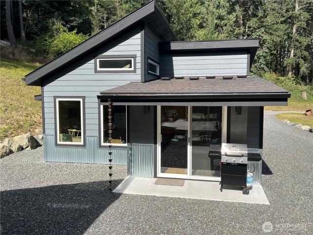 House for sale in Eastsound, Washington