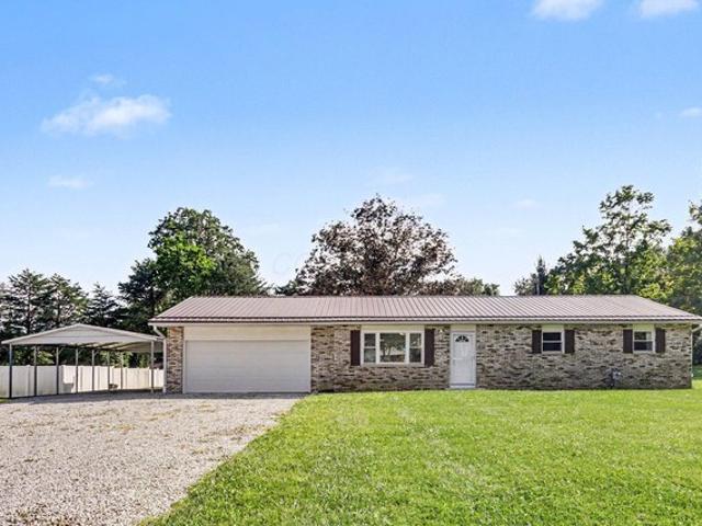 House for sale in Pataskala, Licking County