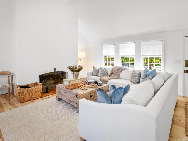 Property for rent in Springs, Town of East Hampton