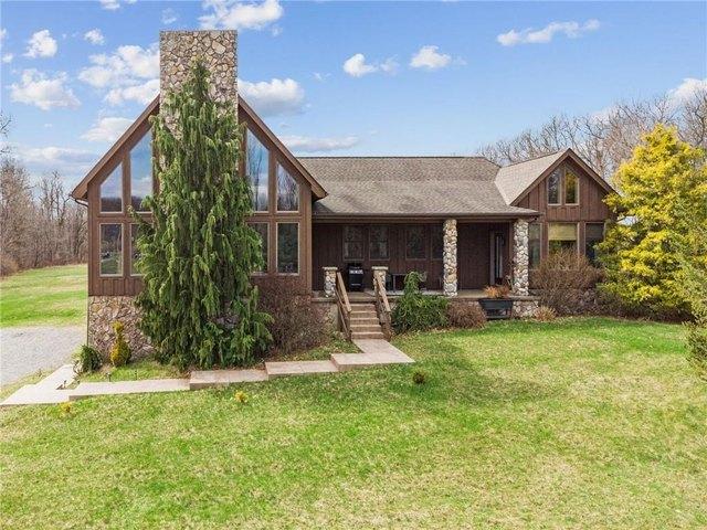 House for sale in Saxonburg, Pennsylvania