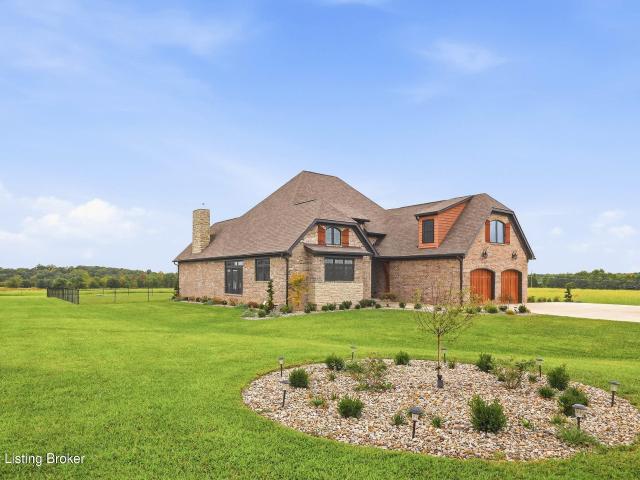 House for sale in Shepherdsville, Kentucky