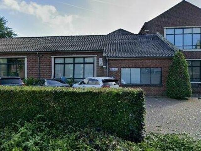 Bedrijfspand te huur in Stratum, Noord Brabant