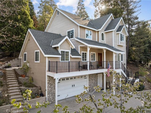 House for sale in Blue Jay, California
