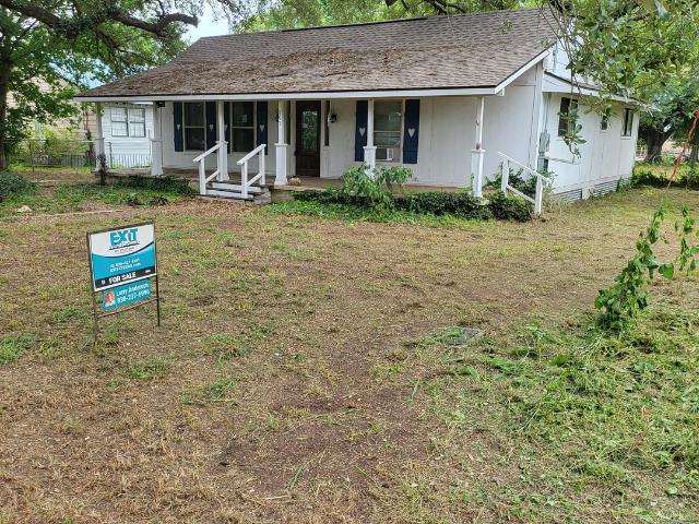 House for sale in Prairie Lea, Texas