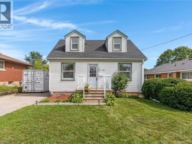House for sale in Kitchener, Ontario