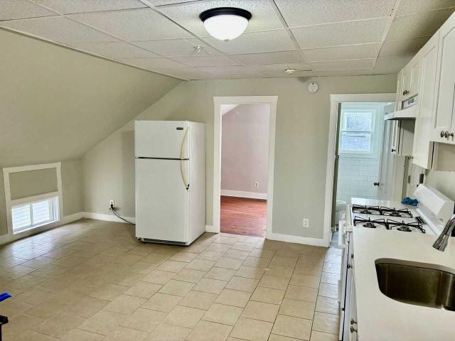 Apartment for rent in Bristol, Massachusetts