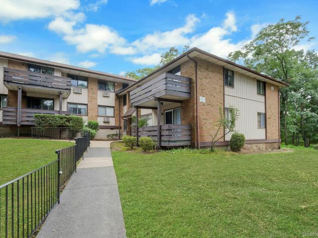 Condo for sale in Rockland, New York
