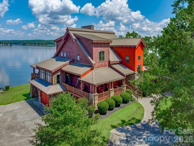 House for sale in Ridgeway, South Carolina