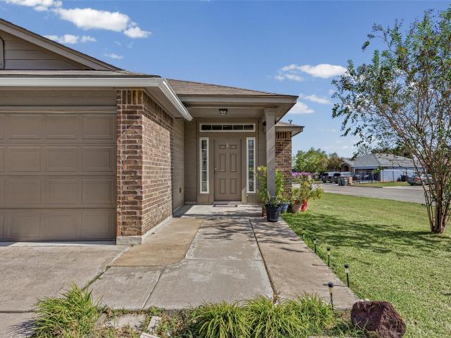 House for sale in Riverside Grove, Luling