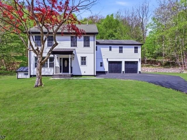 House for sale in Layton, New Jersey