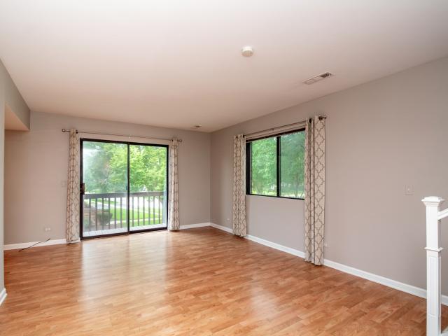 Property for rent in Mchenry, Illinois