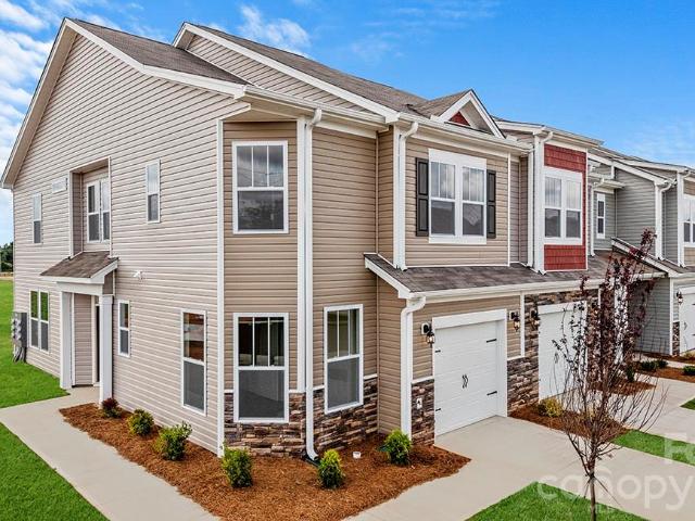 Townhouse for sale in Fletcher, North Carolina