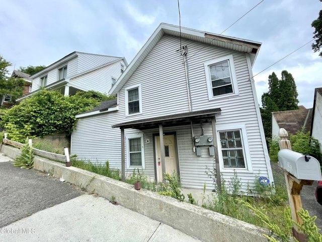House for sale in Amsterdam, New York