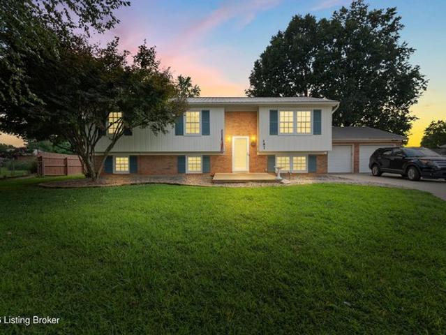 House for sale in Mount Washington, Kentucky