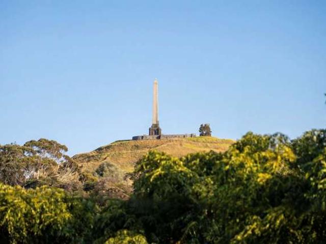 Townhouse for sale in Balmoral