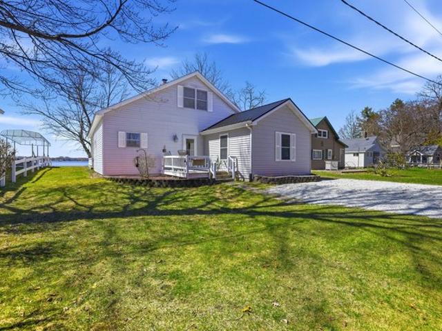 House for sale in Chippewa Lake, Michigan